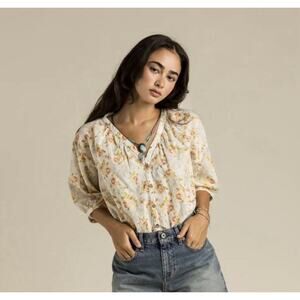 Sendero Provisions Juliette M Blouse Desert Rose Yellow Floral Western NWT Flowy